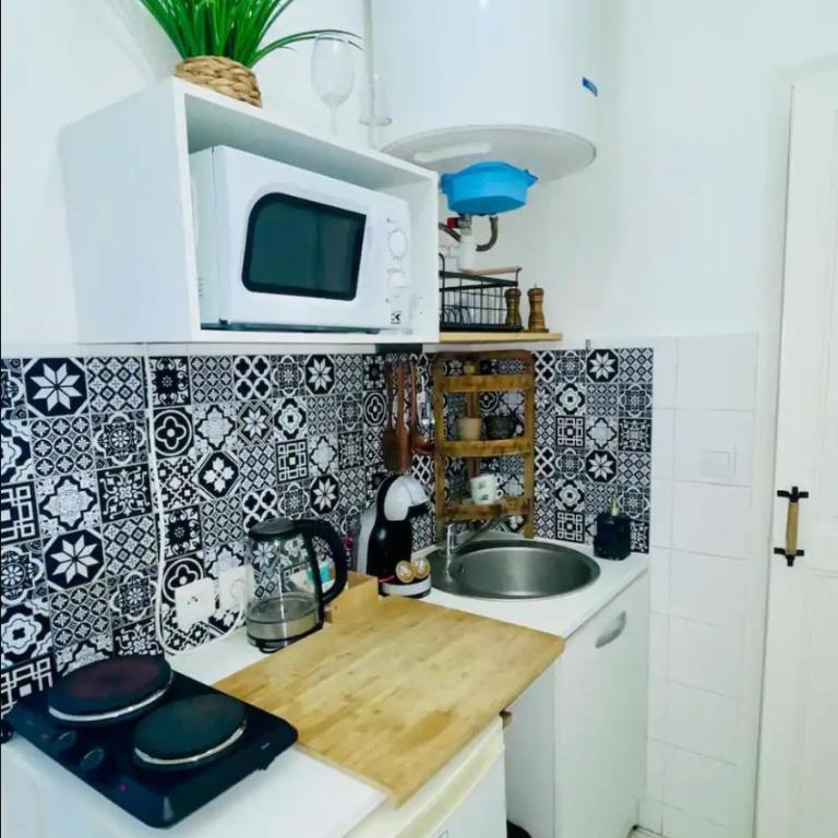 Studio in the center balcony AC - Appartement 1 Chambre - 5