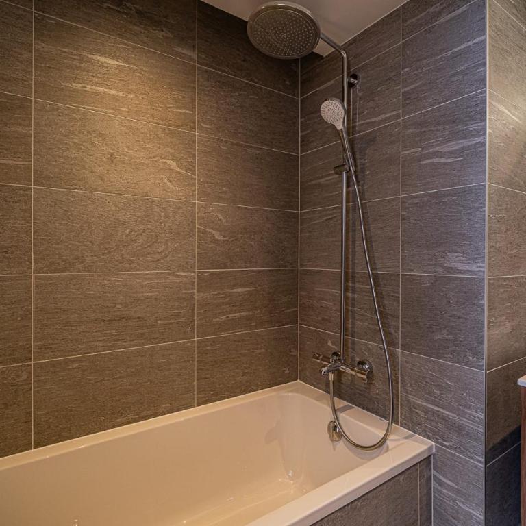 Paradisa Cosmique Moderne 2-bedroom with amazing Mont-Blanc view! - Appartement - 21