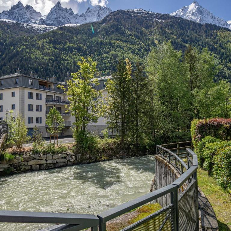 Paradisa Cosmique Moderne 2-bedroom with amazing Mont-Blanc view! - Appartement - 16
