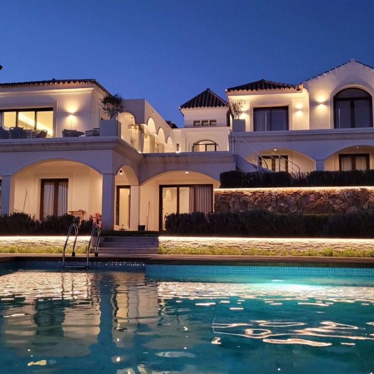 Villa Baltazar - Oceanview Luxury Retreat Near Sotogrande Polo & Golf - Villa frente a la playa - 3