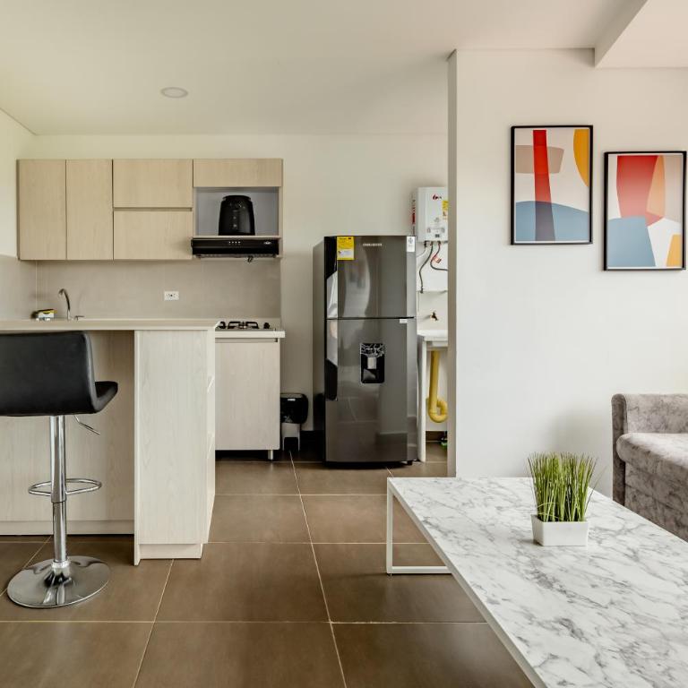 Elegante apartamento nuevo en Pereira con vistas a la montaña - One-Bedroom Apartment - 14