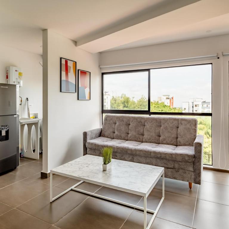 Elegante apartamento nuevo en Pereira con vistas a la montaña - One-Bedroom Apartment - 4