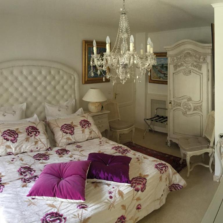 La Bergerie B&B - Chambre Lit King-Size - Vue sur Jardin - 11