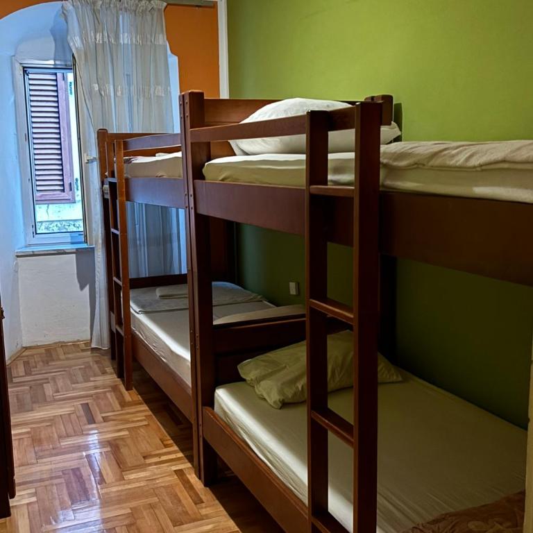 sar 4 - Apartman sa 1 Spavaćom Sobom - 1