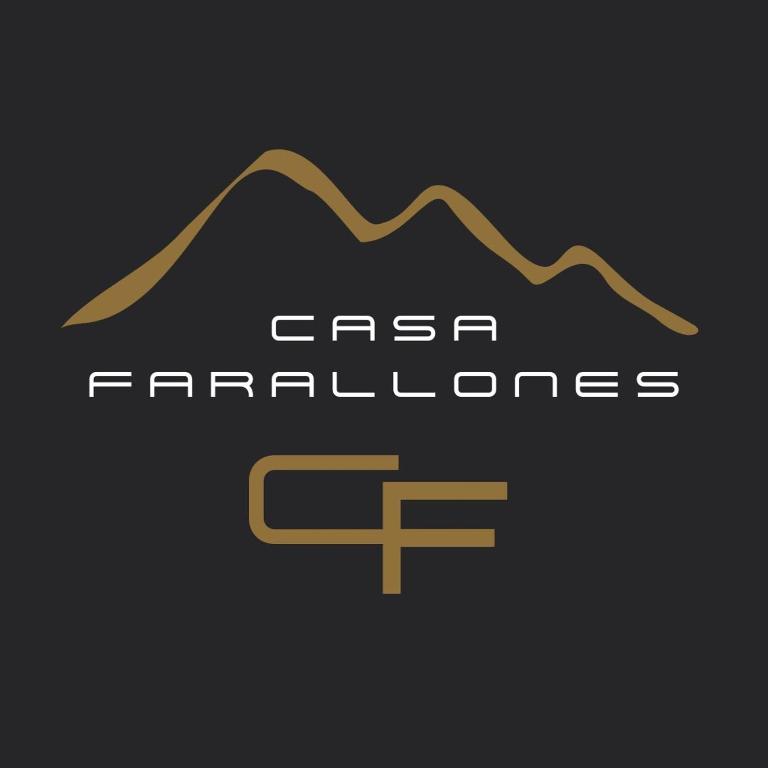 Casa Farallones, a las afueras de Jamundí-Ejecutivos, deportistas, familia, vacaciones, universitarios-a 25 minutos de clínica Valle de Lili y Centros comerciales, a 90 minutos del aeropuerto, turismo ecologico - Casa de 3 dormitorios - 34