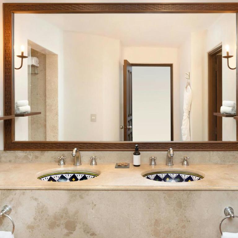 Hacienda del Mar Los Cabos, an Autograph Collection All-Inclusive Resort - Hacienda King Room with Garden View and Balcony - 4
