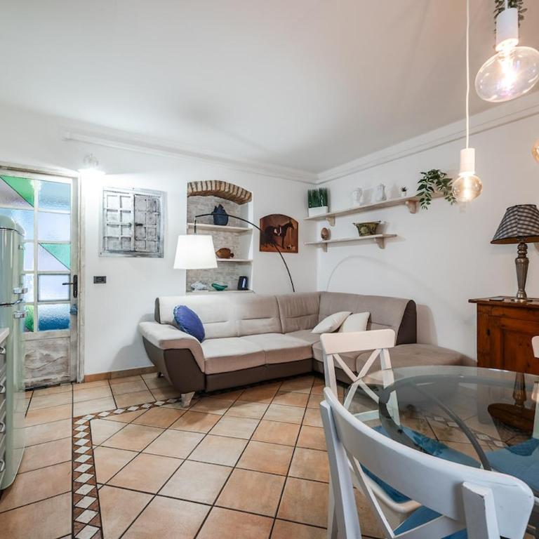 Savona Bilo13 Fashion Spot metro a 5 minutes WIFI and AC - Appartamento con 2 Camere da Letto - 8