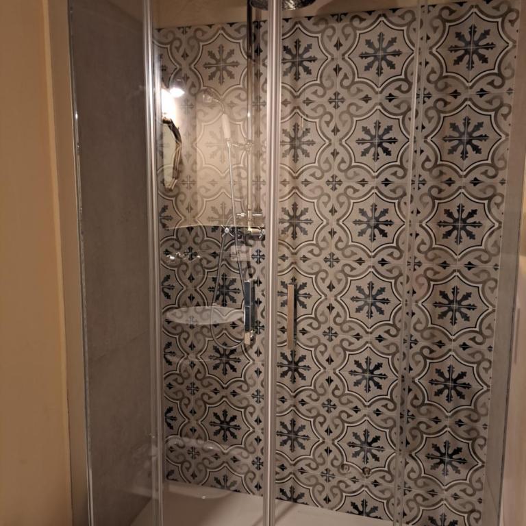 Borgo sulla Visona 7 camere piscina Lucca Toscana - Casa con 7 Camere da Letto - 17