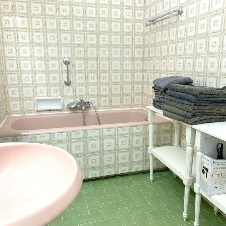 Grand appartement 3 chambres 6-8 personnes proche plages - Juan-les-Pins - Appartement - 6