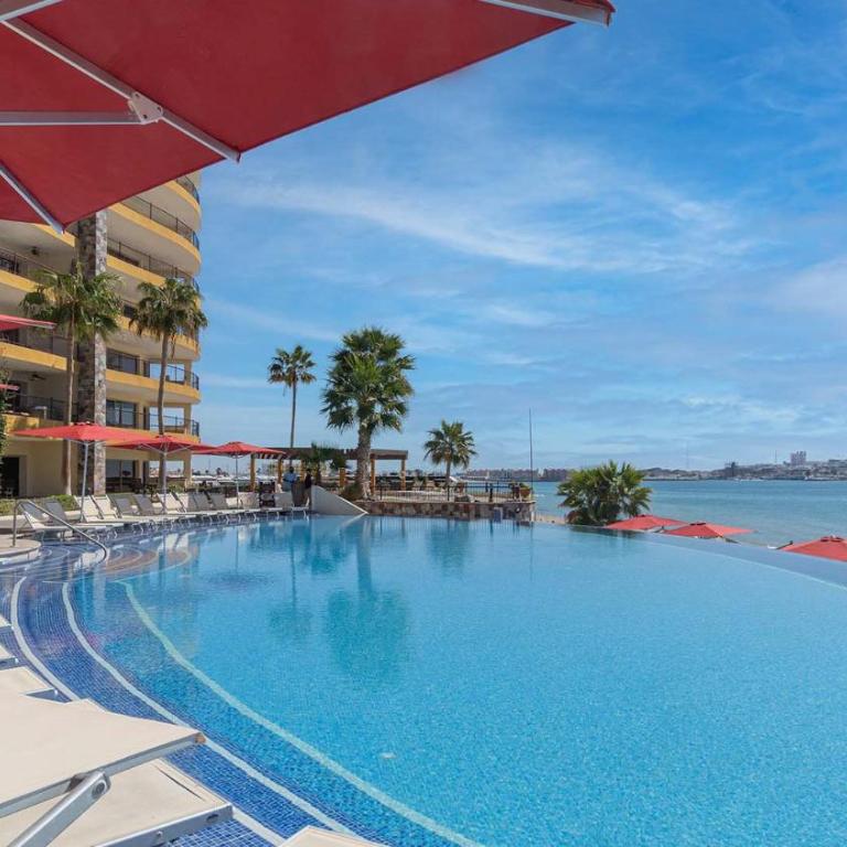 The Great Escape Modern Oceanfront - Ferienhaus - 2