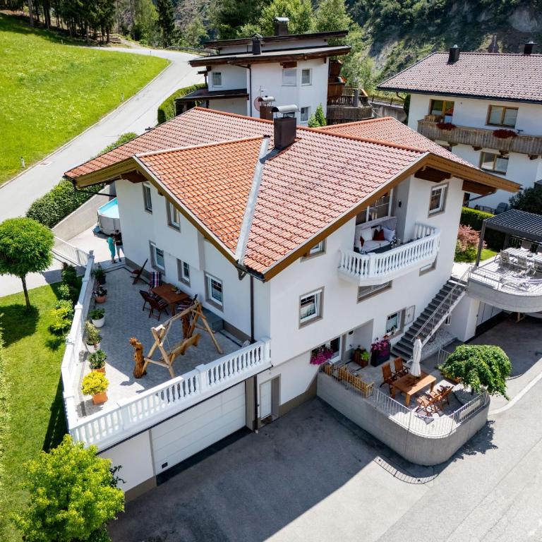 Apart Silvana - Apartment mit Terrasse - 1