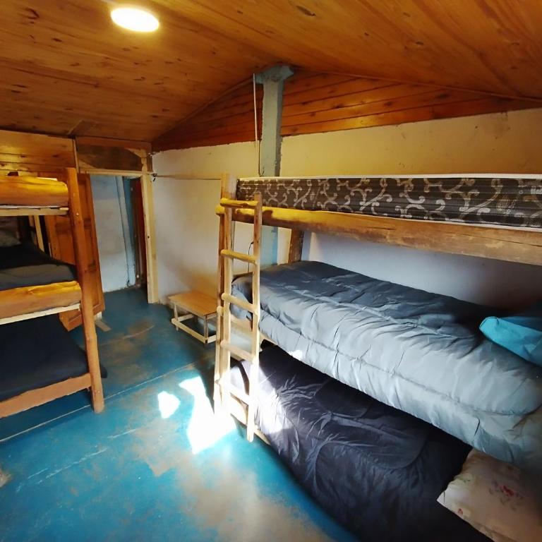Refugio Los Molles hostal - Habitación Compartida Mixta de 6 camas - 4