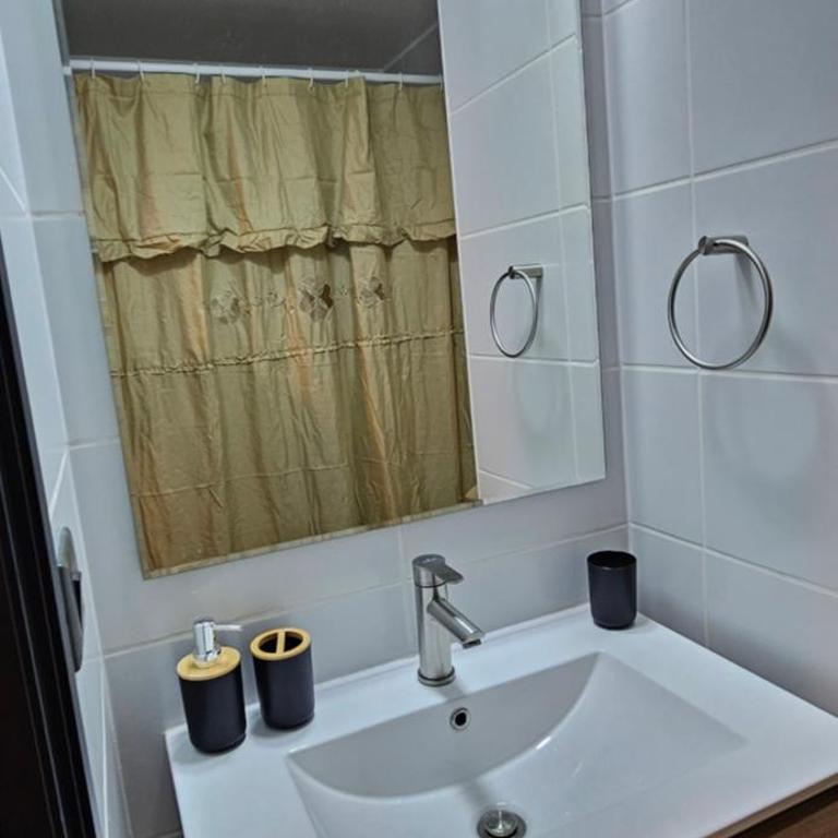 Departamento Studio Santiago Centro Metro Santa Ana - One-Bedroom Apartment - 13
