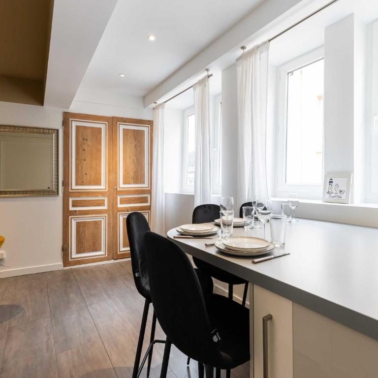 DIFY Poulaillerie - Cordeliers - Appartement 2 Chambres - 12