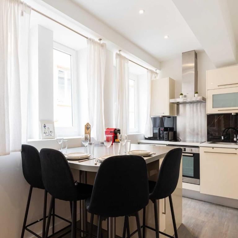 DIFY Poulaillerie - Cordeliers - Appartement 2 Chambres - 6