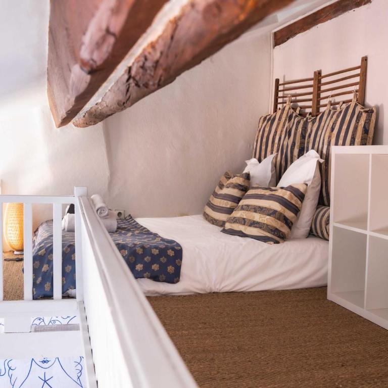 Cozy Studio– Mezzanine 2P– Central Port St-Tropez - Apartment - 4