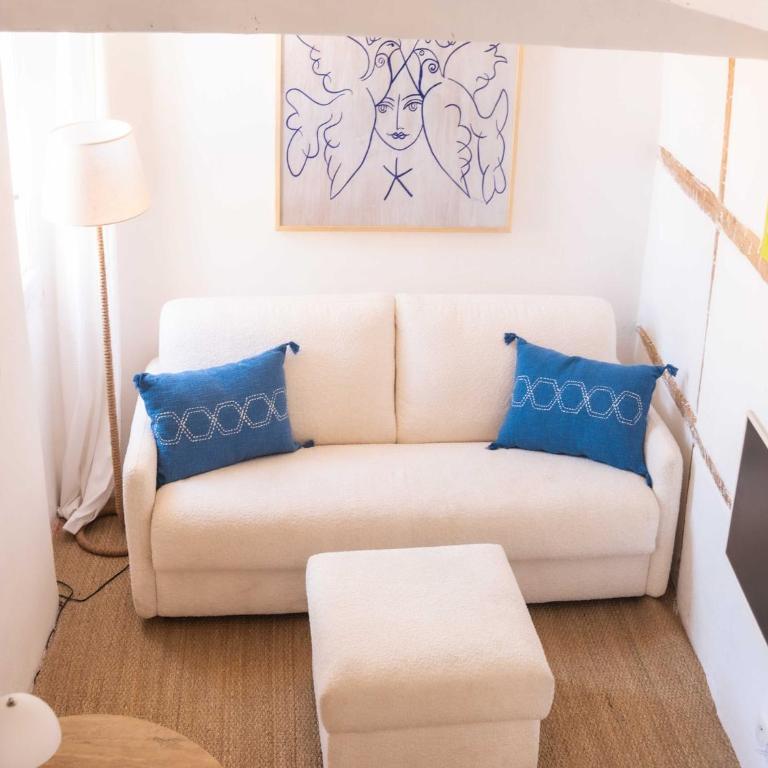 Cozy Studio– Mezzanine 2P– Central Port St-Tropez - Apartment - 2