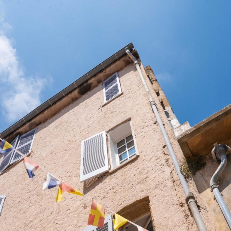 Cozy Studio– Mezzanine 2P– Central Port St-Tropez - Apartment - 3