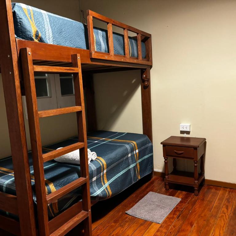 Olespier Hostel - Quadruple Room - 1