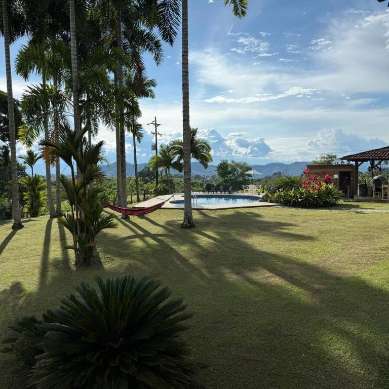 Villa La Isabella in Combia, Pereira, Colombia - Villa - 1