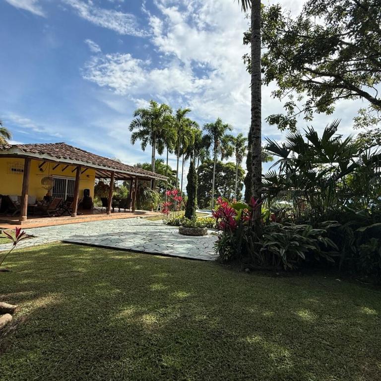 Villa La Isabella in Combia, Pereira, Colombia - Villa - 43