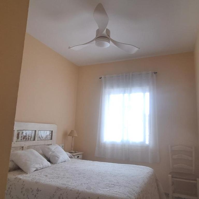 Apartamento la Barrosa ,Urb los Veleros - Apartamento de 2 dormitorios - 6