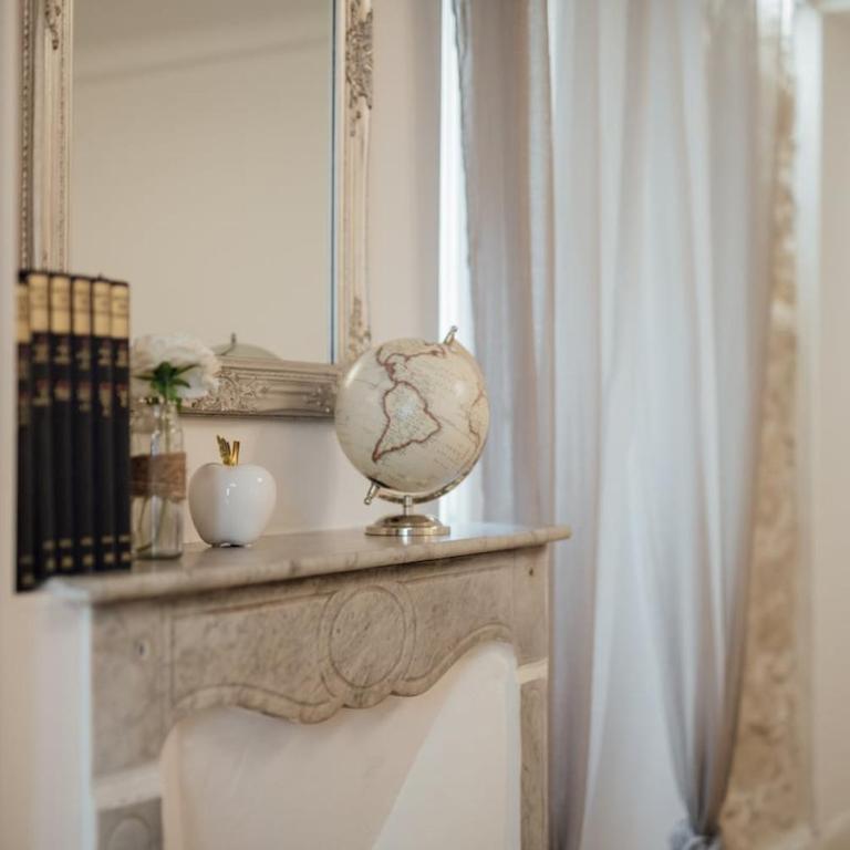 Le Chic, appartement plein centre avec Climatisation - Appartement 2 Chambres - 12