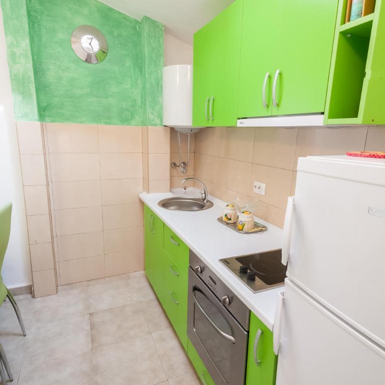 Apartments Kovačević - Studio with Terrace - 2