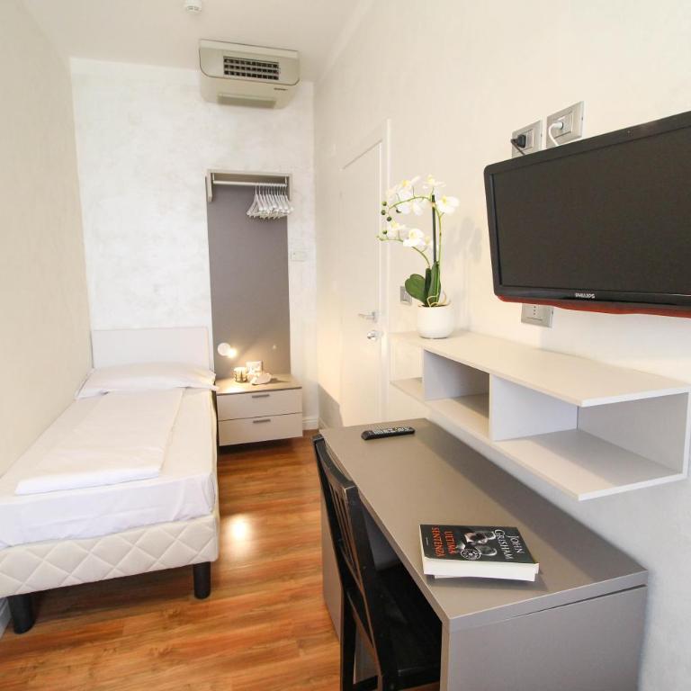 Grand Hotel Esplanada - Standard Family Room (2 Adults + 2 Children) - 9