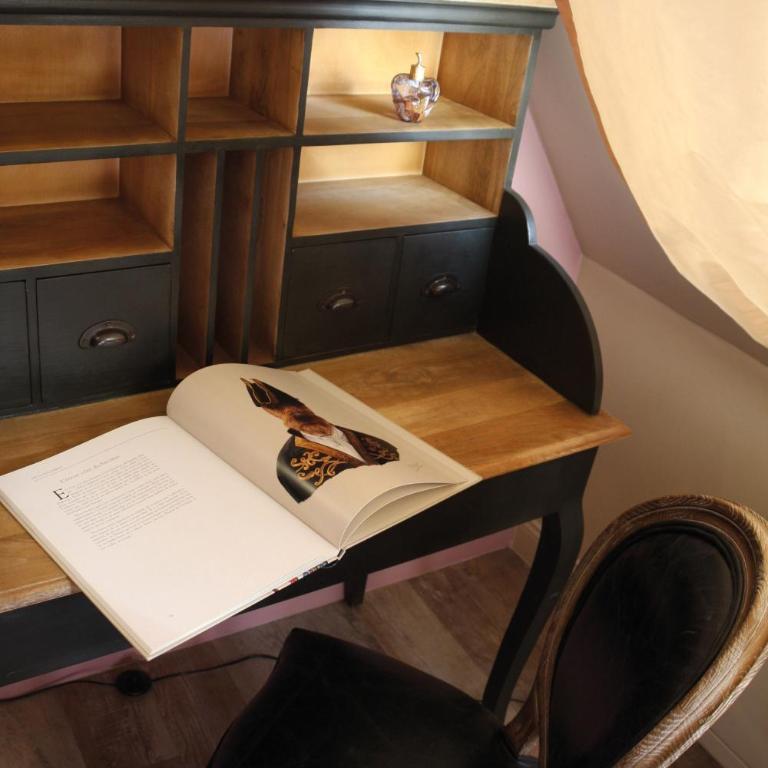 Hotel Roses - Chambre Lits Jumeaux - 5