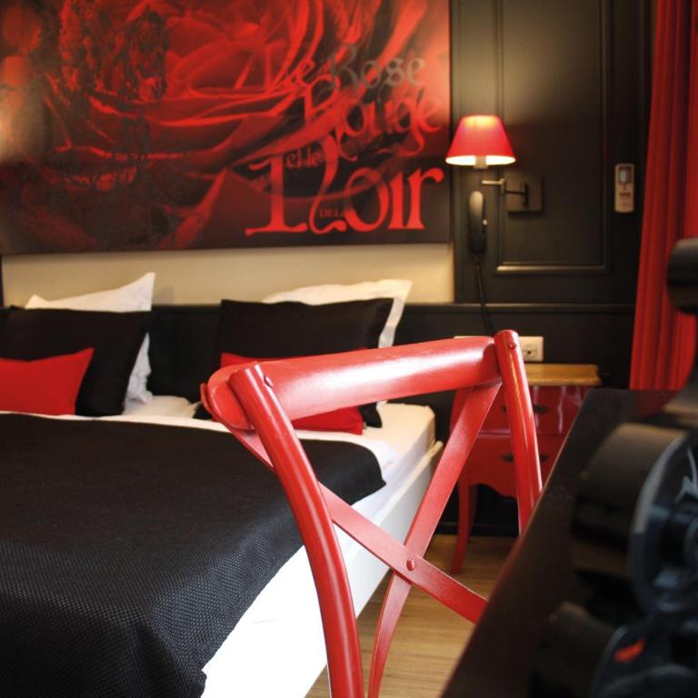 Hotel Roses - Chambre Lits Jumeaux - 7