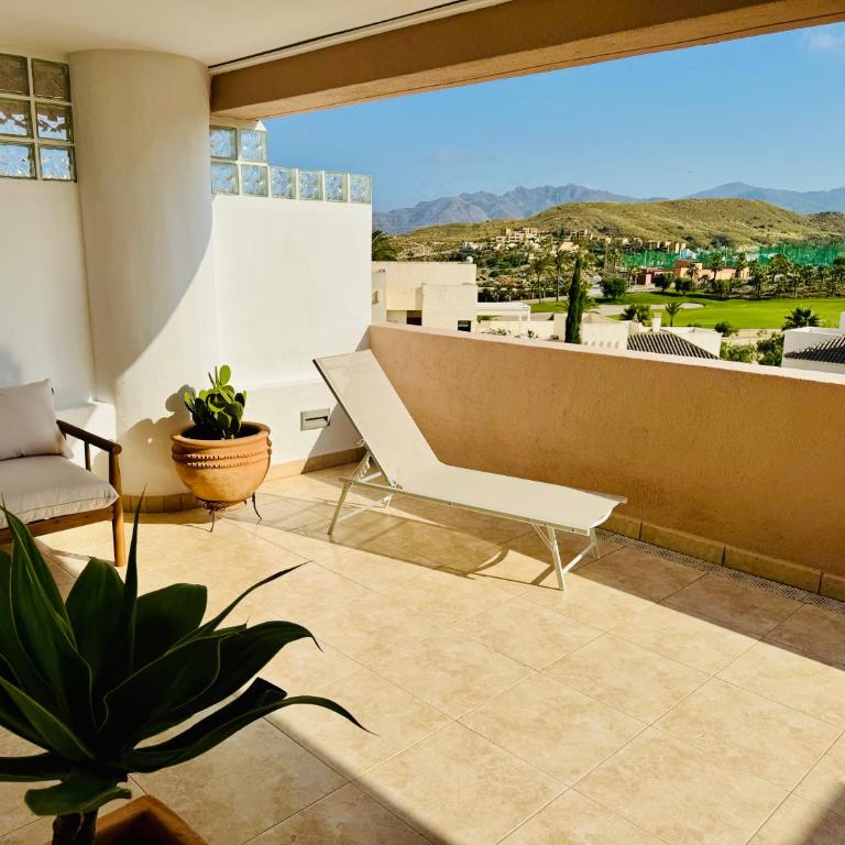 Altos de Vera I- Vistas increíbles al campo de golf de Valle del Este - Apartamento de 2 dormitorios con vistas a la montaña - 8