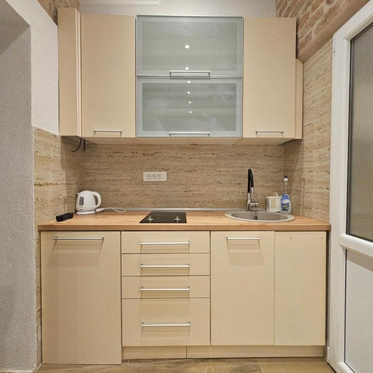 patrik - One-Bedroom Apartment - 3