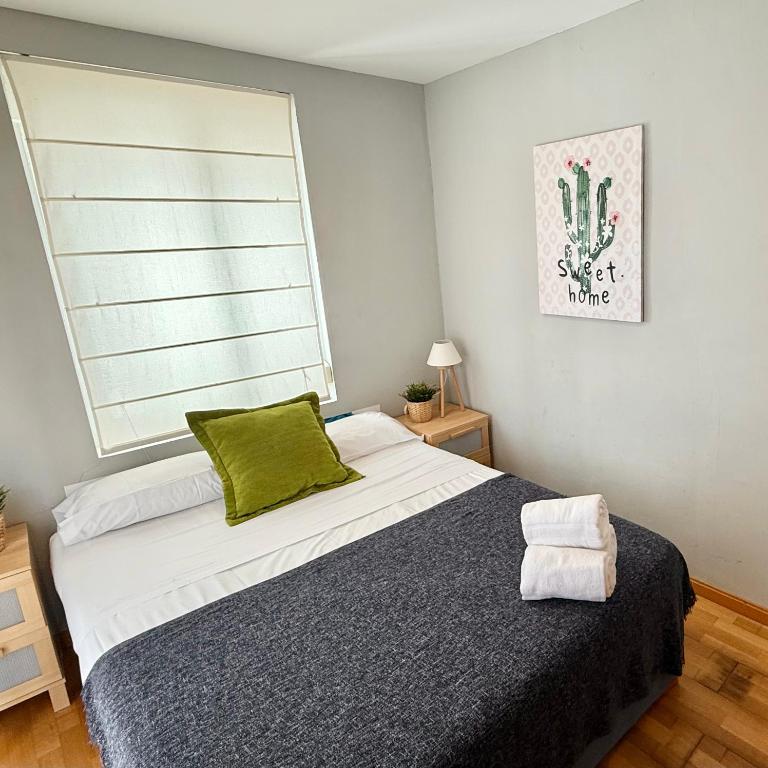 Vive Zaragoza XV - Two-Bedroom Apartment with Balcony - 9