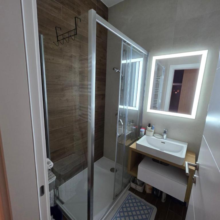 Liman 5 Riverside 209 i 109 with Free Private Parking - One-Bedroom Apartment - 33