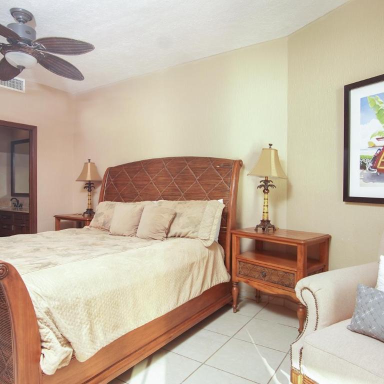 Sunrise Perch Penthouse Nice Decor Large Patio Ocean Front Condo - Casa - 10