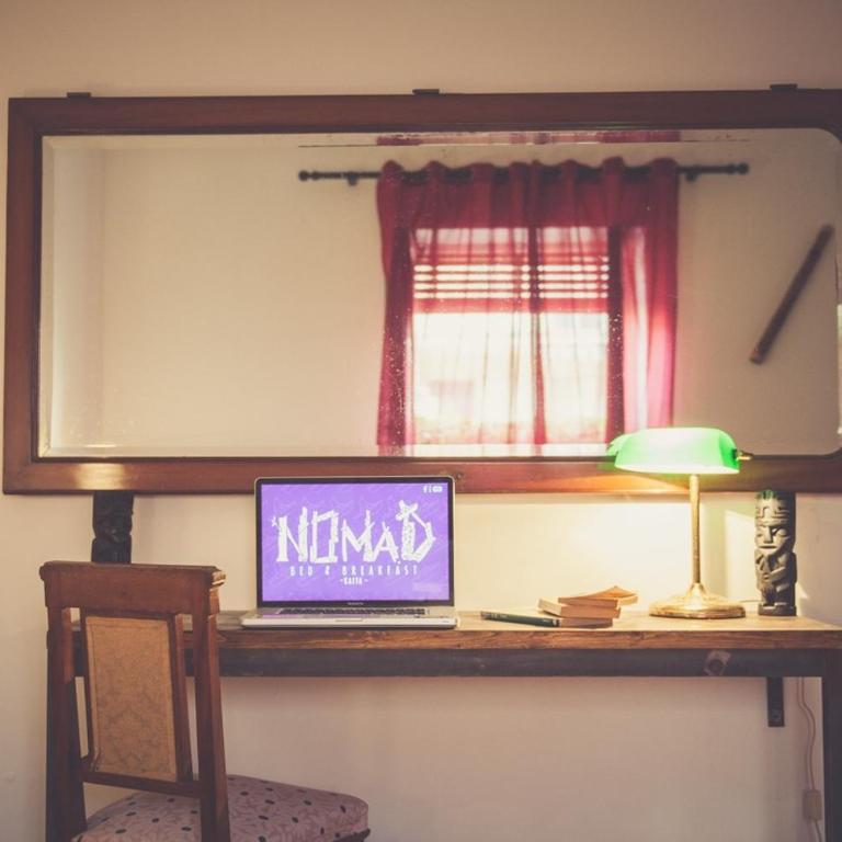 Nomad B&B - Double Room with Private Bathroom - 3