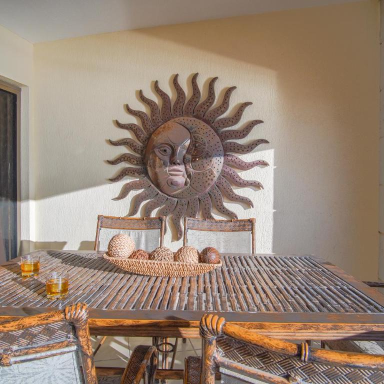 Sunrise Perch Penthouse Nice Decor Large Patio Ocean Front Condo - Casa - 26
