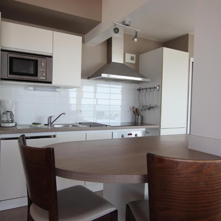 Résidence Belle Plage - Appartement 3 Chambres Premium avec Balcon - 7