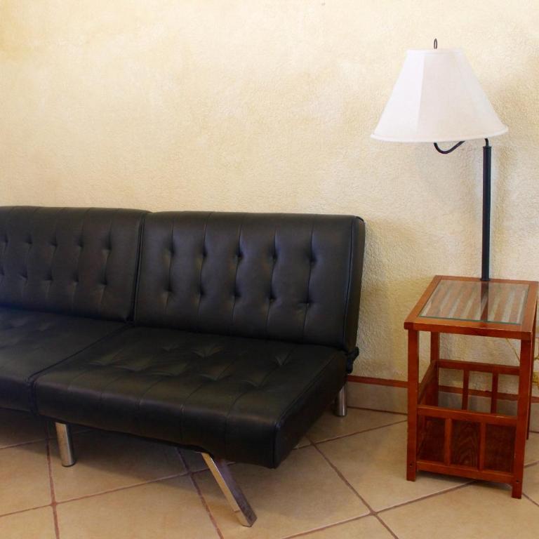 Mid-century Ocean View Apartment - Casa - 20