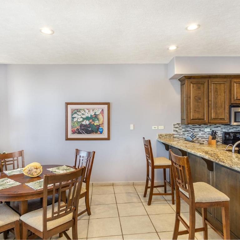 Bella Sirena - Vacation Home - 13
