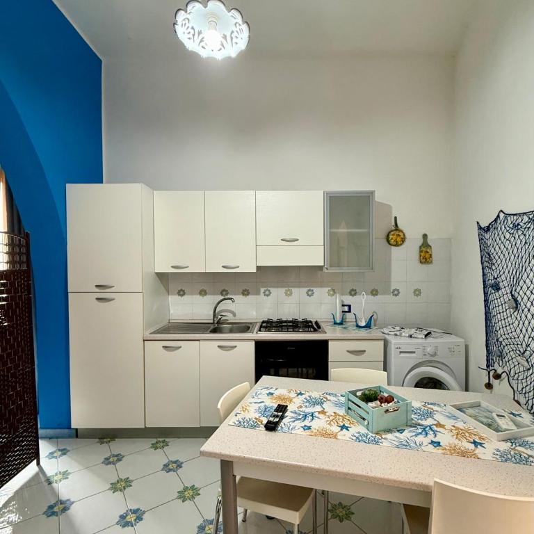 Monolocale Poseidonea - Appartamento con 2 Camere da Letto - 4
