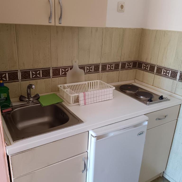 Pet Friendly Apartment Ground Floor - One-Bedroom Apartment - 6