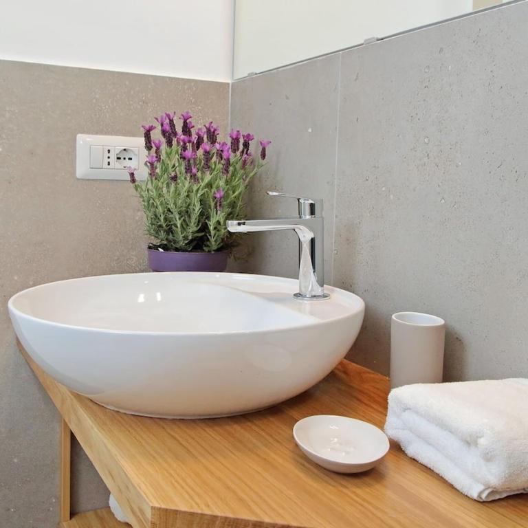 Brand New Modern Apt 2 Stops to Colosseum - Appartamento con 2 Camere da Letto - 45