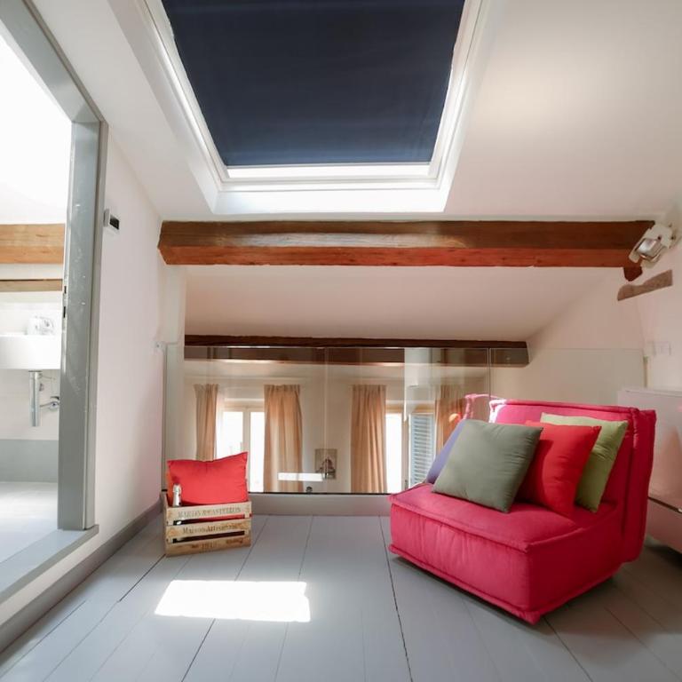 Palazzo Vecchio - LIFT - Jacuzzi - Two-Bedroom Apartment - 26