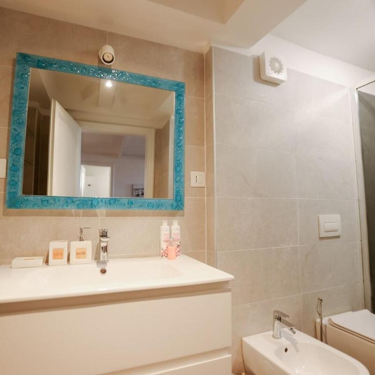 Palazzo Vecchio - LIFT - Jacuzzi - Two-Bedroom Apartment - 41