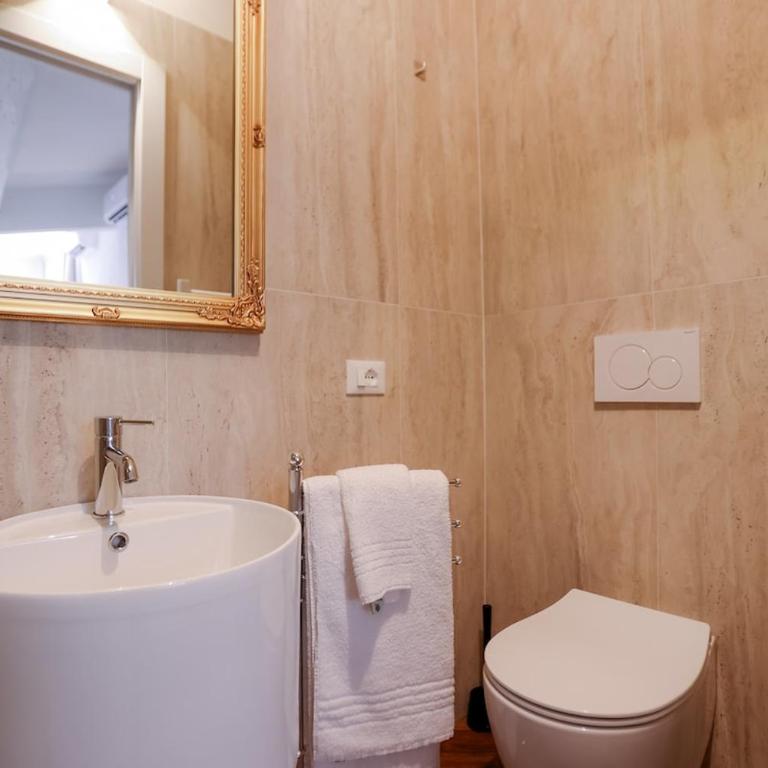 Prestige Florence -Balcony -Lift - Apartment - 6