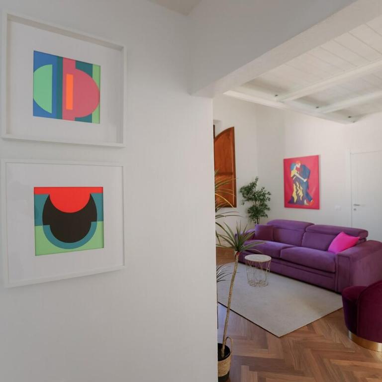 Prestige Florence -Balcony -Lift - Apartment - 24