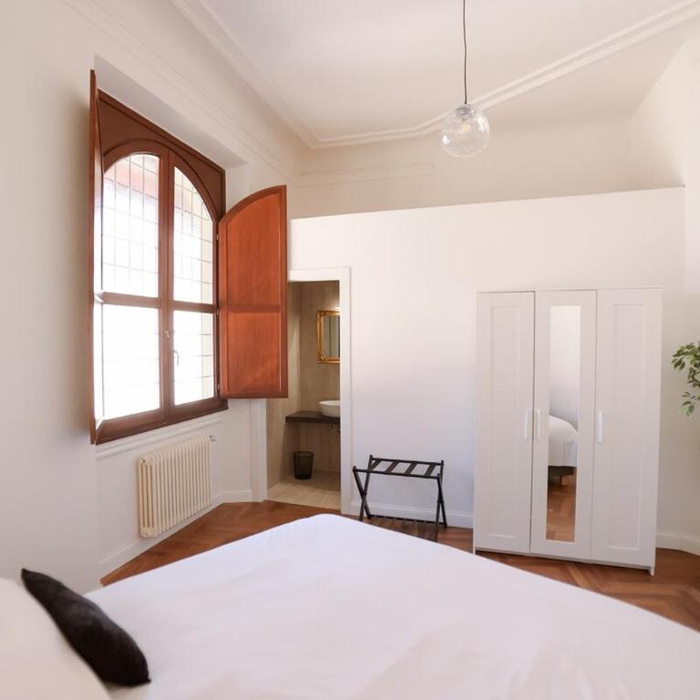Prestige Florence -Balcony -Lift - Apartment - 36