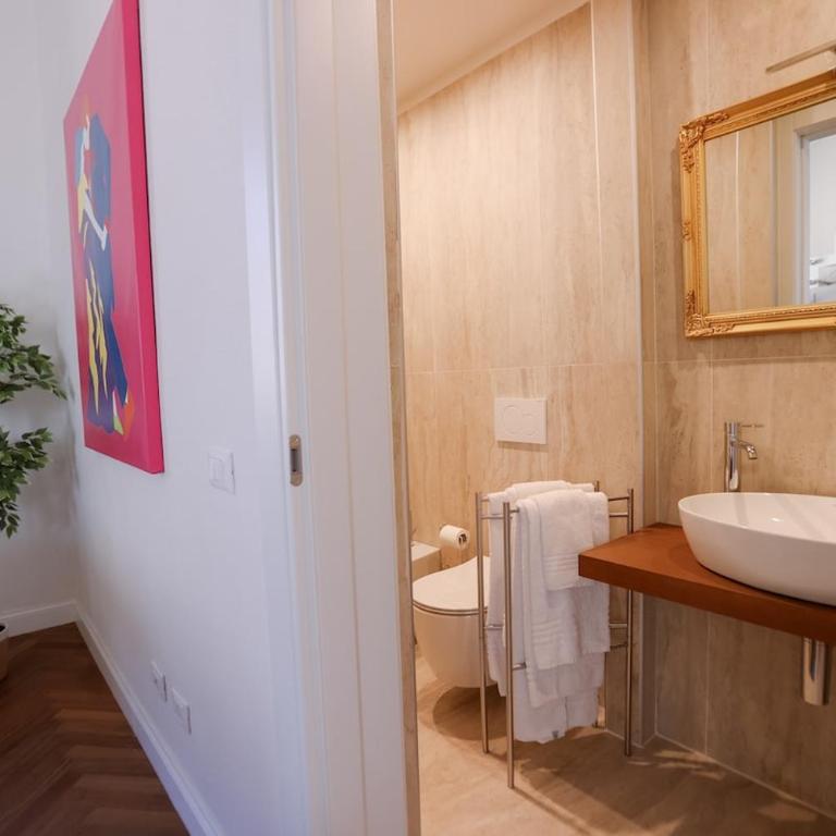 Prestige Florence -Balcony -Lift - Apartment - 57